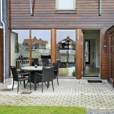 Two-bedroom Holiday In 3 Apartament