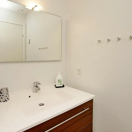 Two-bedroom Holiday In 3 Apartament