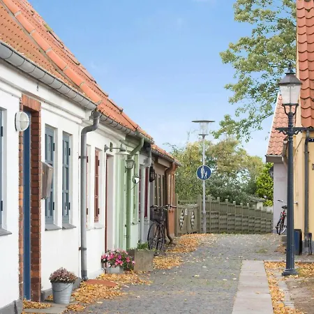 Two-bedroom Holiday In 3 Bogense