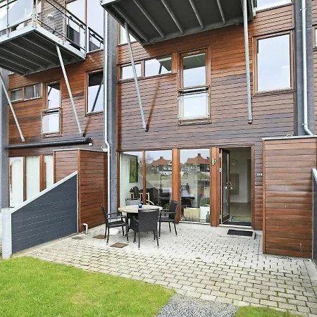 Two-bedroom Holiday In 3 Apartament *