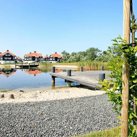 Two-bedroom Holiday In 3 *